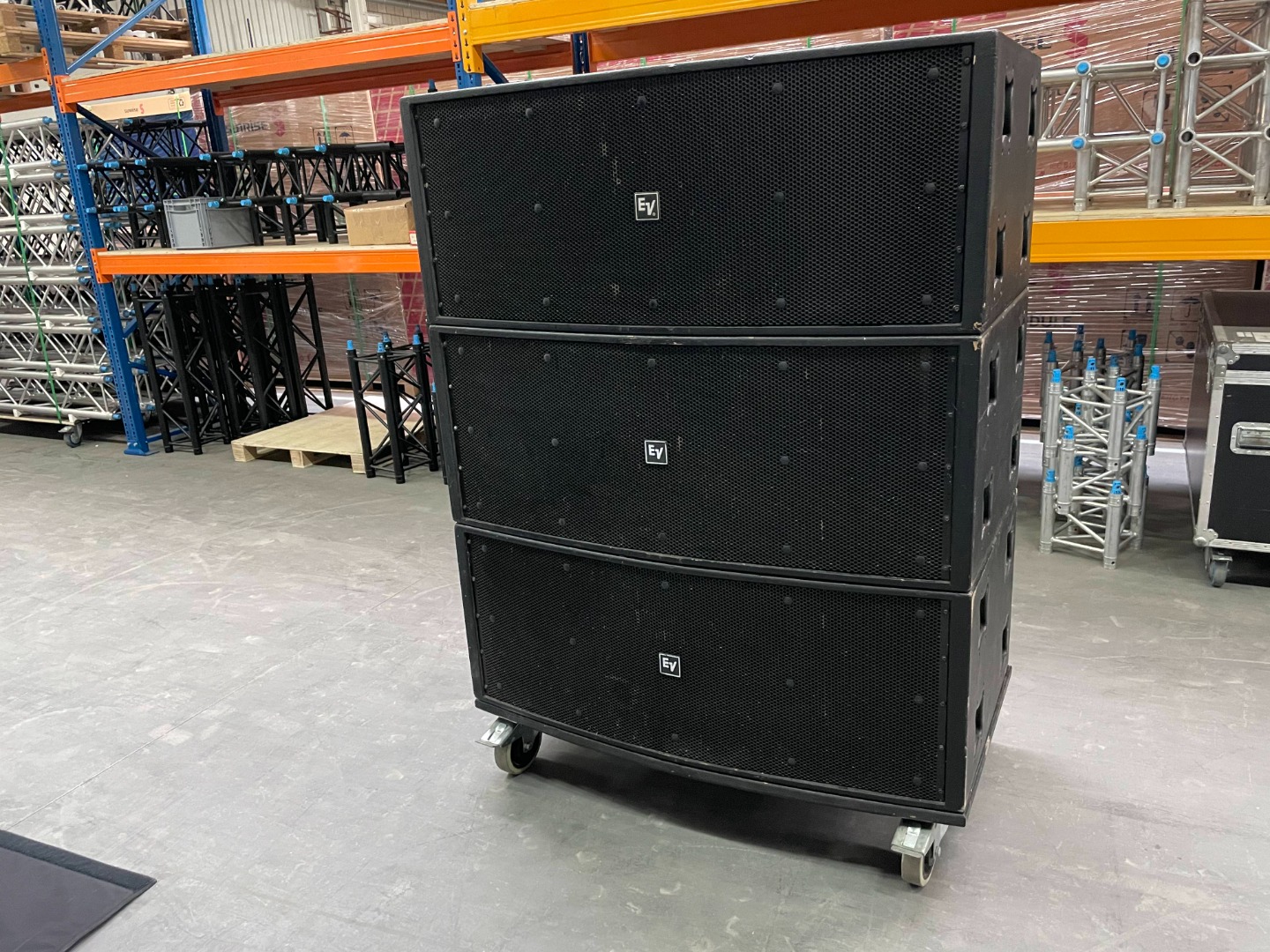 ElectroVoice Xsub (non flying) 850 EUR Gebrauchte